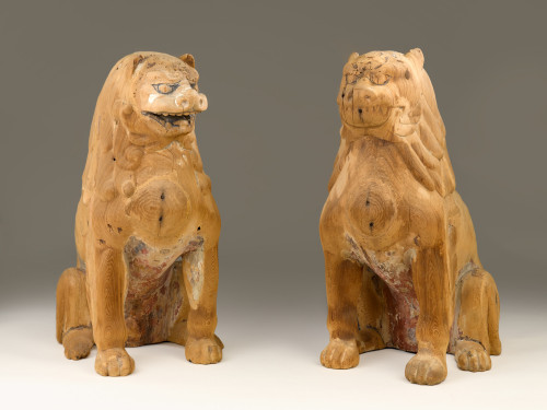 The Japanese call these mythical beasts “Korean Lions” but the origin of this pairing of guardian an