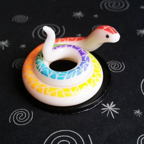 sosuperawesome:Snake Figurines and Pendants, by Abigail Lorincz on EtsyShop Update Saturday 3pm ET