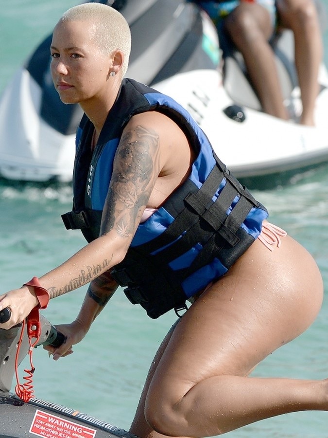 dj-dee-616:  #Amberrose