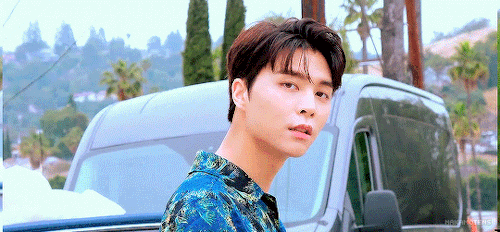 In Love With My Roommate | Johnny Suh