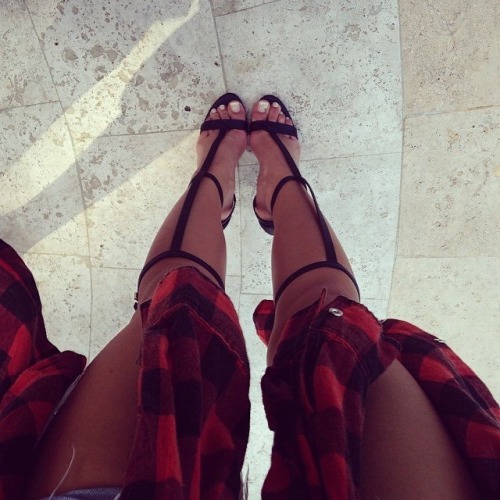 lumianis: Caged Heels are so cool!