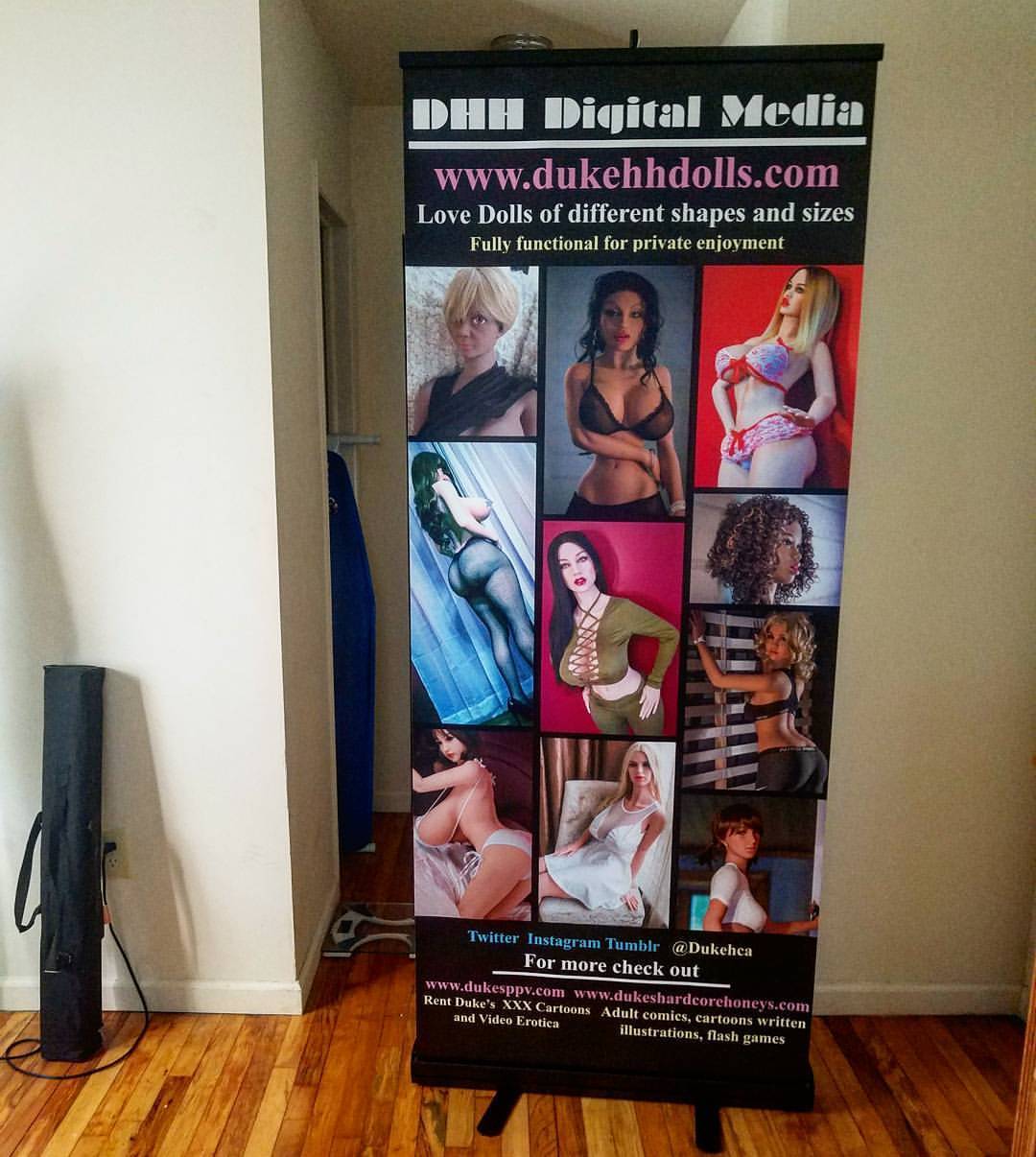 Banners are here getting ready for Chicago