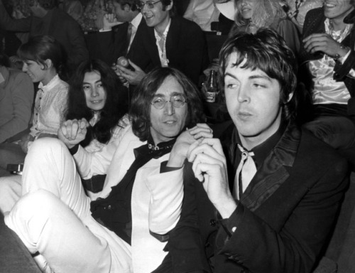 sirringostarkey:  The Beatles, Yellow Submarine (1968) Premiere
