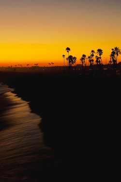 dream-villain:  Newport beach, CA by Salar