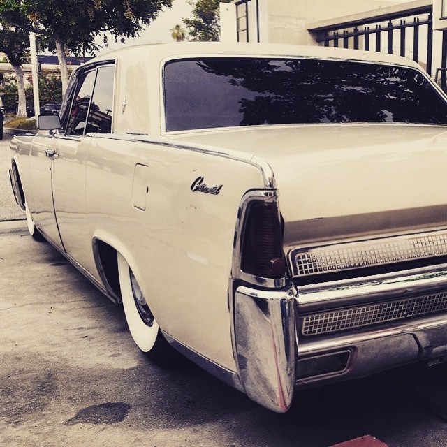 suicideslabs:  Suicide Slabs | A blog dedicated to 1961 through 1969 Lincoln Continentals