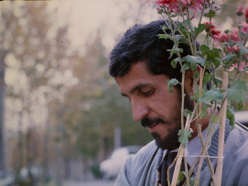 abderrahmane-sissako:Close-Up (1990)