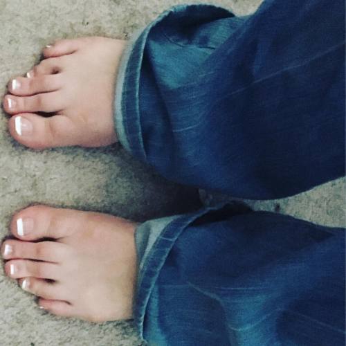 #foot #feet #footfetishnation #feetmeasured #footgoddess #makeuplovers #sole #toes #pedicure #pretty