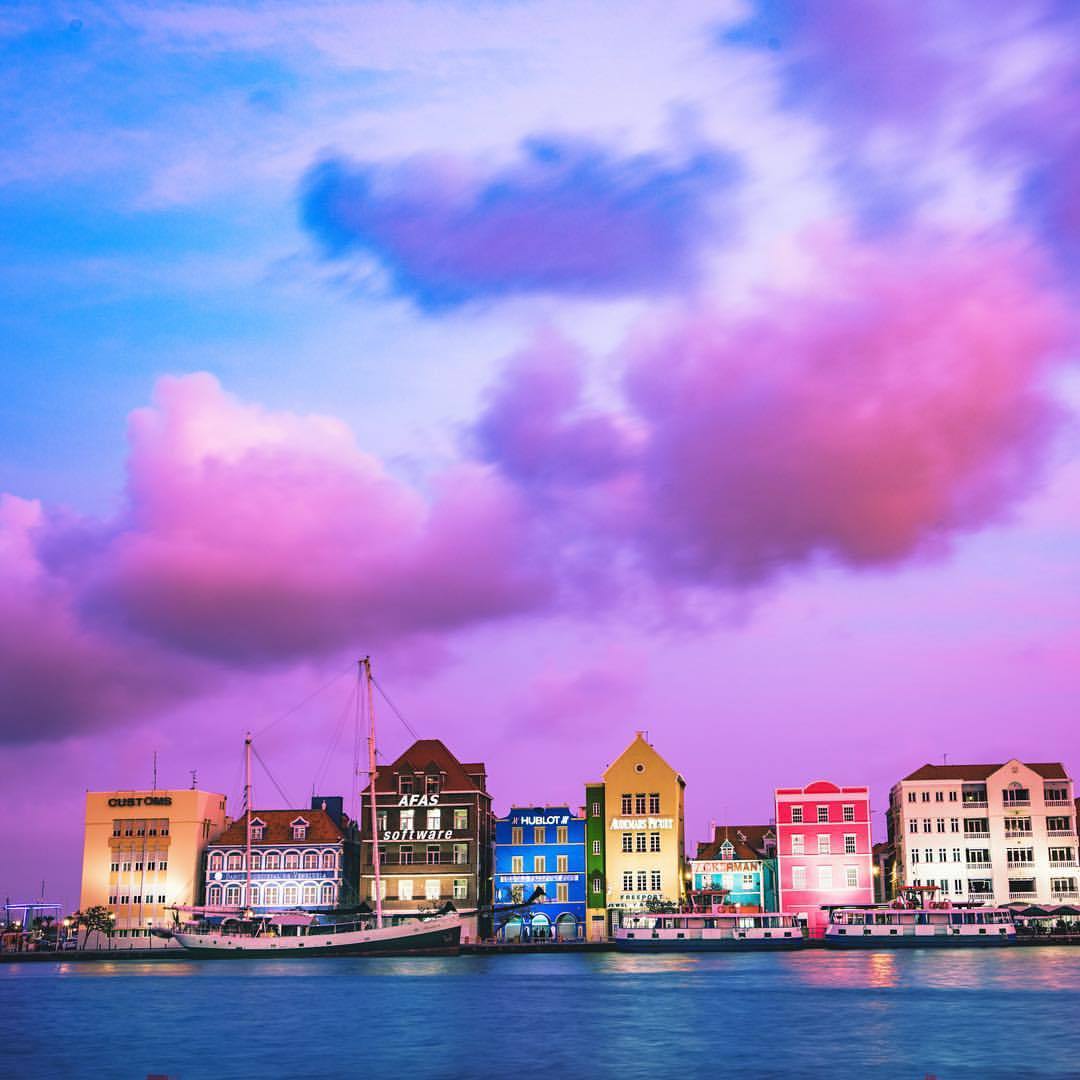 nythroughthelens:
“ Willemstad, Curaçao is not only one of the most beautiful cities I have ever seen but it is also a World Heritage Site (UNESCO). It was established in the 1630s when the Dutch captured the city from Spain. Took this a few hours...