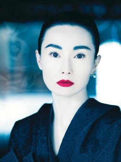 adreciclarte:  Maggie Cheung by Patrick Demarchelier