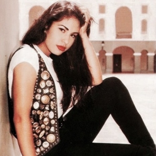 aaron-judge:  Hispanic Heritage Month (3/30) Grammy Award Winner, and all around greatest human being ever, Selena Quintanilla-Pérez 