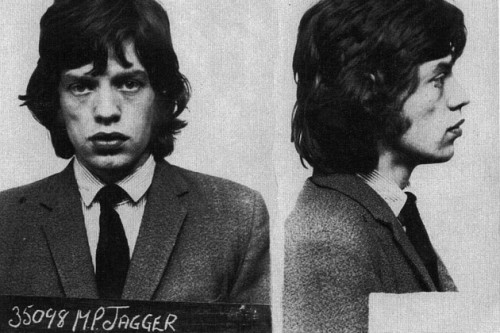 darkgreymagick:Mugshots of music stars. 