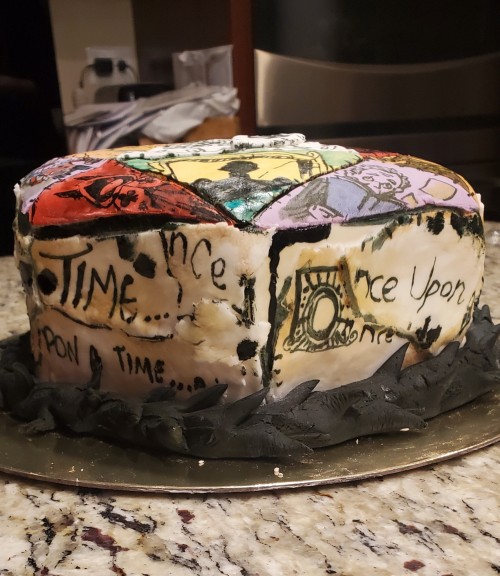 Everyone Look At This Neverafter Cake My Mom And I Made (she Baked/assembled It And I Just Did The Little