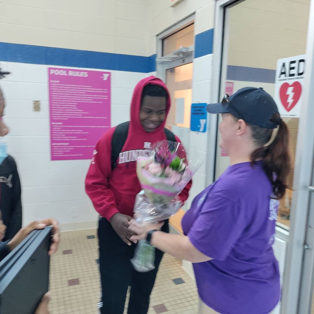 <p>Today was the last swimming session at @southeastymca this semester. Our scouts showing their gratitude to their instructors for helping them SIGNIFICANTLY improve their swimming abilities! (at Southeast Family YMCA)<br/>
<a href="https://www.instagram.com/p/CPL6-MAJK9R/?utm_medium=tumblr">https://www.instagram.com/p/CPL6-MAJK9R/?utm_medium=tumblr</a></p>