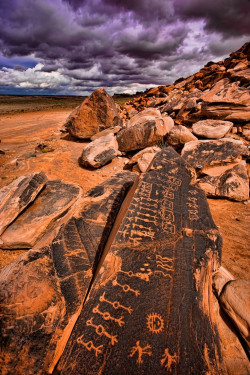 tlatollotl: Hopi Rock Art Petroglyphs on Navajo Reservation in Arizona  