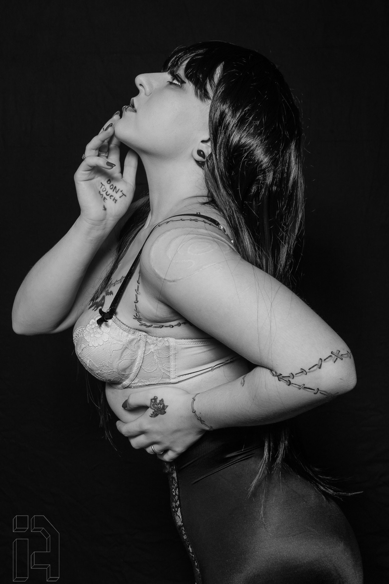 kerami:  Model: hexhypoxia Photographer: http://www.facebook.com/imageryatelier