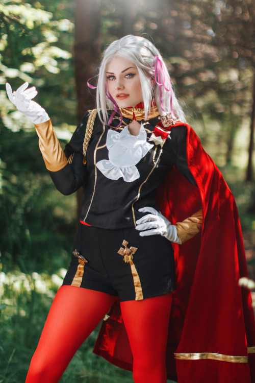 lesbianintention:.  Edelgard cosplay by Ri Care. Photography by me. We shot this today today to cele