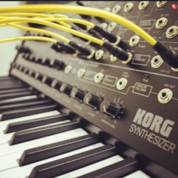 synthesizerpics:  Synthesizer Videos - Vintage