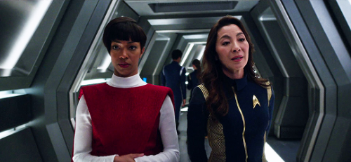 hughsculber: Star Trek Discovery - S01E02 - Battle at the Binary Stars I wanted to protect them from