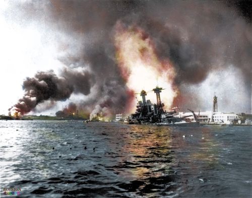 julietteandthejet:  December 7th 1941. Just before 8 a.m. on that Sunday morning, Japanese forces led a surprise attack on Pearl Harbor, a U.S. naval base near Honolulu, Hawaii, bringing with them hundreds of fighter planes.It began with a first wave