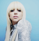 donatella eats me out