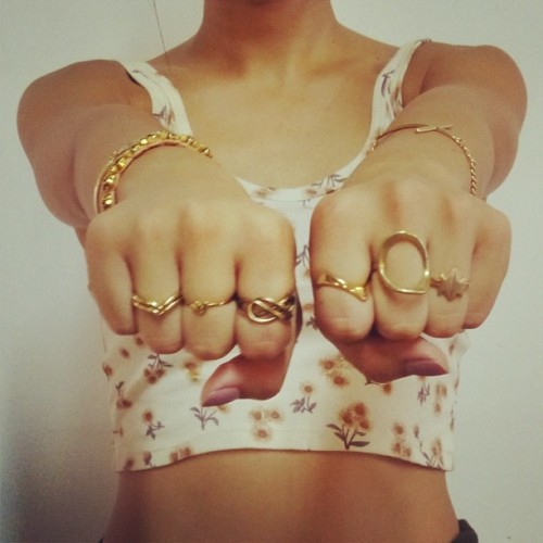 shez-a-bitch:  http://shez-a-bitch.tumblr.com