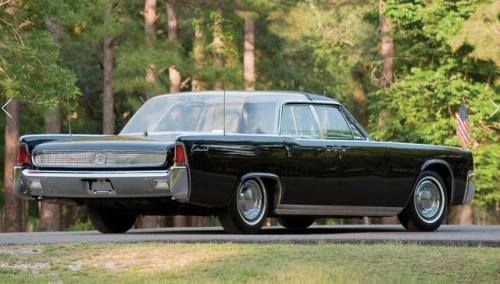 suicideslabs: More 1961 - 1969 Lincoln Continentals