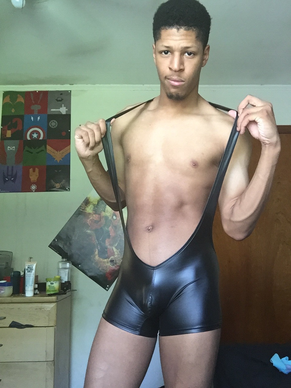 crepuscolo-scuro:  About to go work the pole 💵