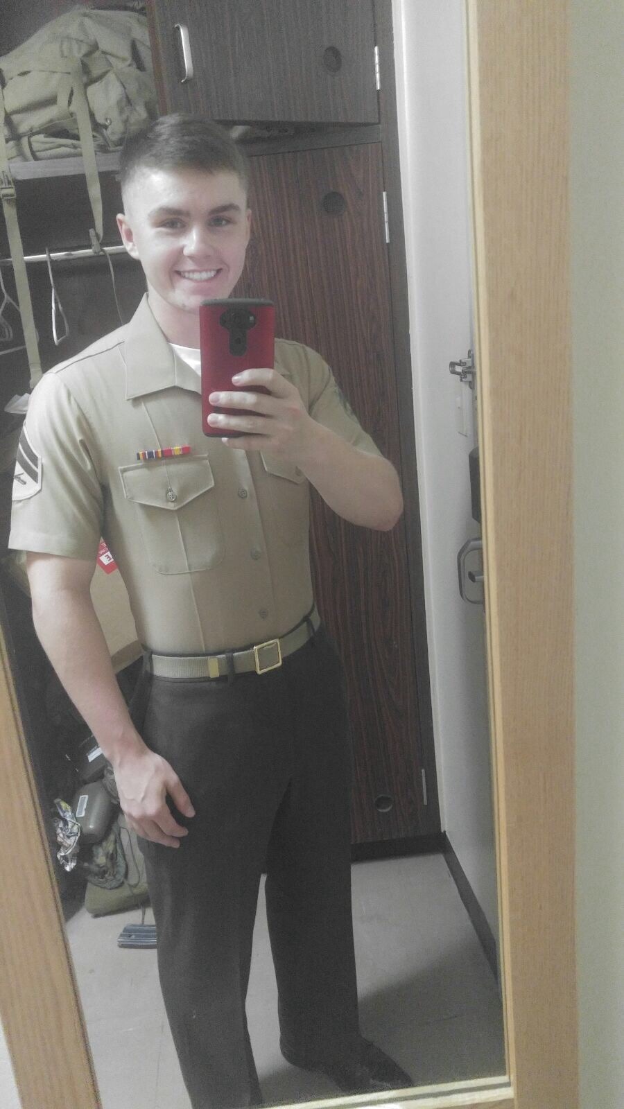 diksoutforharambaby: Super hot Marine: hot body, handsome asf, and a hot small dick…what