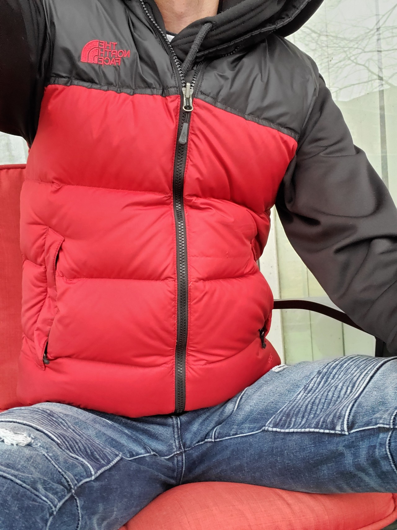 super puffer on Tumblr: Me in the north face puffer vest and ae stacked ...