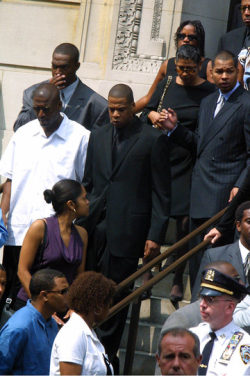 aintnojigga:Jay-Z leaving Aaliyah’s funeral