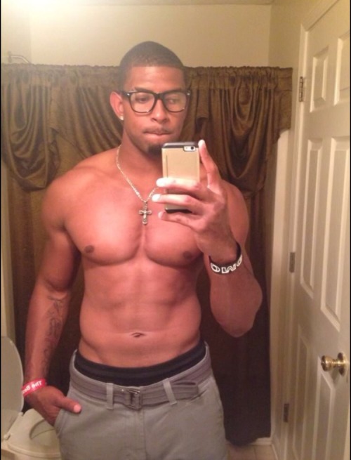 texaslove2013:  traps-n-trade:  thickboyswag:  ALWAYS REBLOG  Traps-N-Trade follow us on Tumblr send submissions to traps.n.trade@Gmail.com  Follow me: http://texaslove2013.tumblr.com 