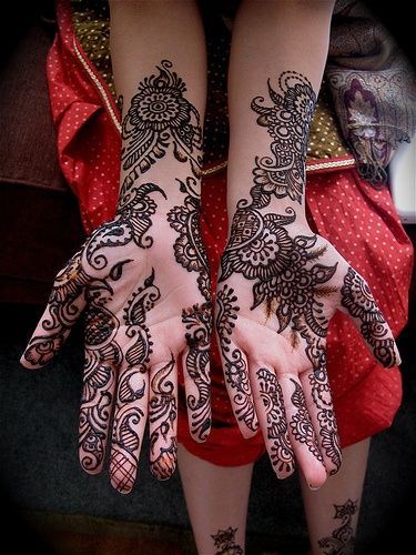 Latest mehndi designs