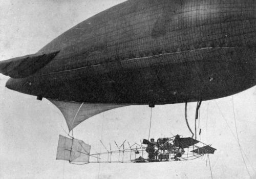 decimonono:1909. British Army airship Baby. Car-girder type; inflated fins. Two Buchet engines; on