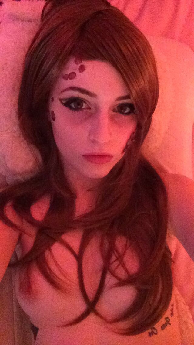 thenudistprincess:  I think I’m a rather cute zombie? Stolen from my snapchat,
