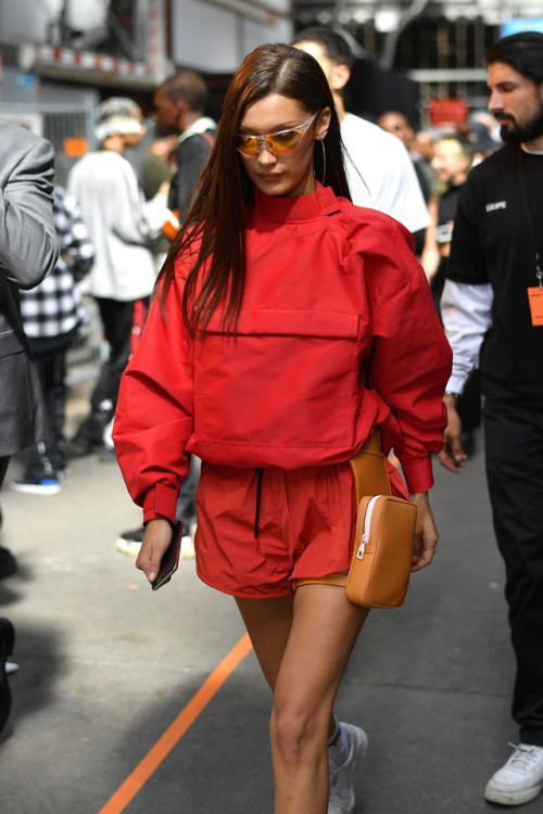 fashionarmies - Bella Hadid @ Heron Preston Menswear Spring/Summer...