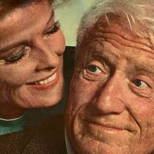 “You see, the trouble with Kath is — she gets me.” - Spencer Tracy ⁣⁣⁣HAPPY BIRTHDAY, SPENCE! ⁣⁣The 