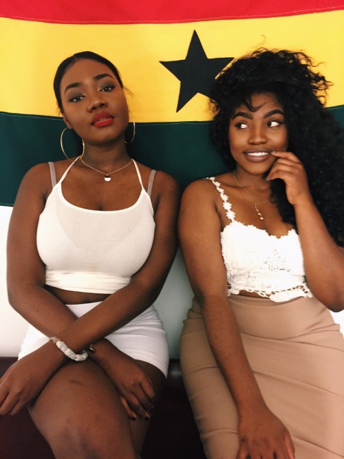 lilypokuah: MADANFO. translation : friend in twi. (ghanaian language) baby girl on the right : ninit