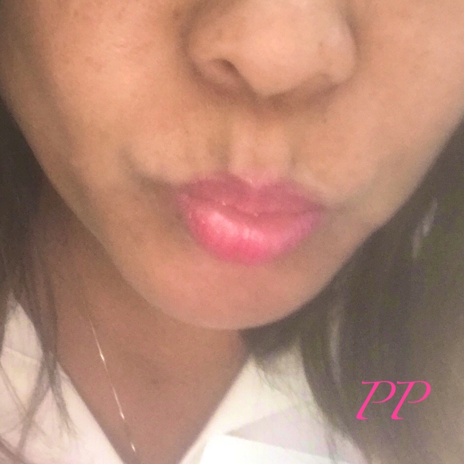 pinayprincessbeauty:  monchichitamberine:  A smile and a kiss for the incredible
