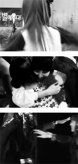 seo-mate:  seohyun’s warm hugs // requested by seotaku 