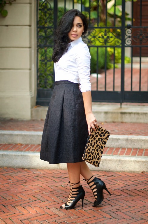 ecstasymodels:Classic Look ft. Midi Skirt Alana Marie