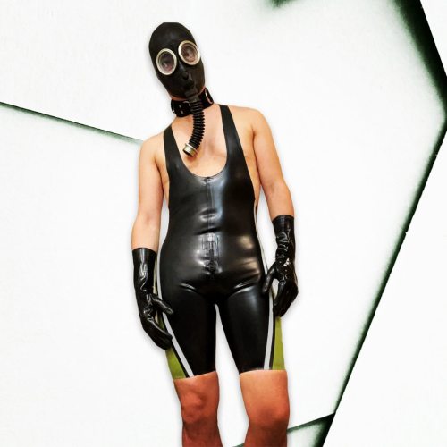 Ready for the summer  • Singlet suit and gloves by @regulationstore • #fetishgear #gayfeti