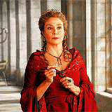 rescuemewithyour:  Reigning in Red 