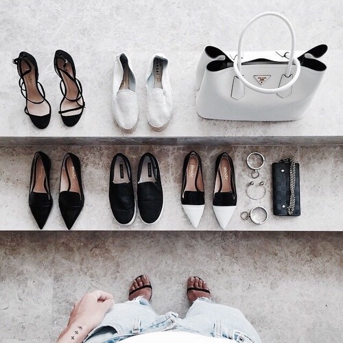 phisole: khissly: fashion / minimalist p h i s o l e Have courage and be kind xx