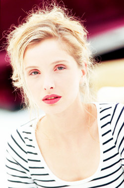 mabellonghetti:  Julie Delpy, 1996 