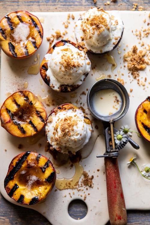 sweetoothgirl:browned butter grilled peaches with cinnamon “toast” brioche crumbs