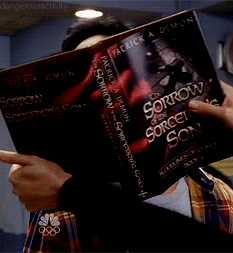 dangerousactivity:  Avoiding spoilers on tumblr  