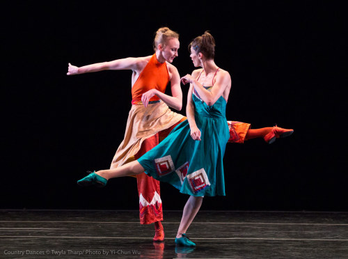 Kaitlyn Gilliland and Eva Tharp in Country Dances, Twyla Tharp Dance, July, 2016. © Yi-Chun Wu. Kait