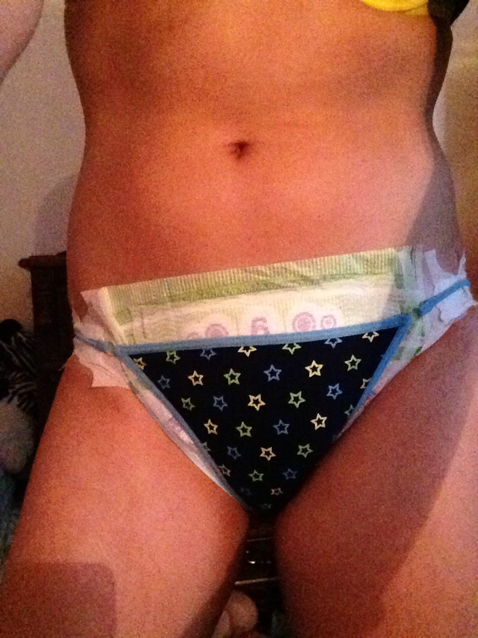 i-need-a-spanking:  Tryin luvs ^_^