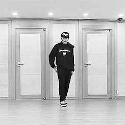 jeon-sshi:  “And it goes on and on on…” 