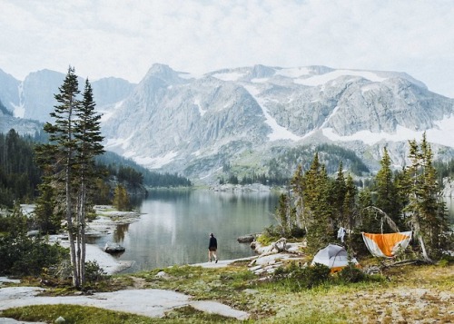 THE BEATEN PATHLocated in southern Montana just above the eastern edge of Yellowstone National Park,